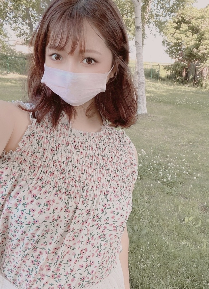 妃 えりな