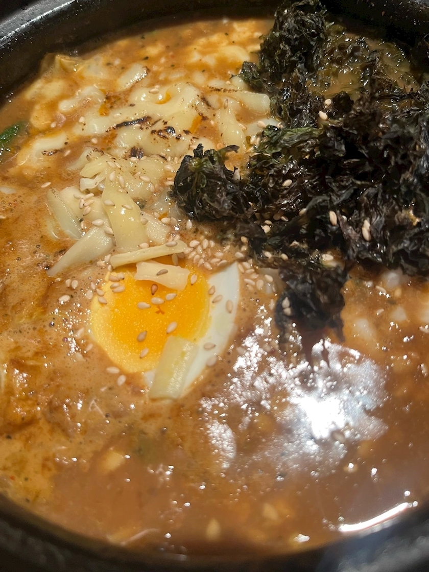 黒輝 りさ