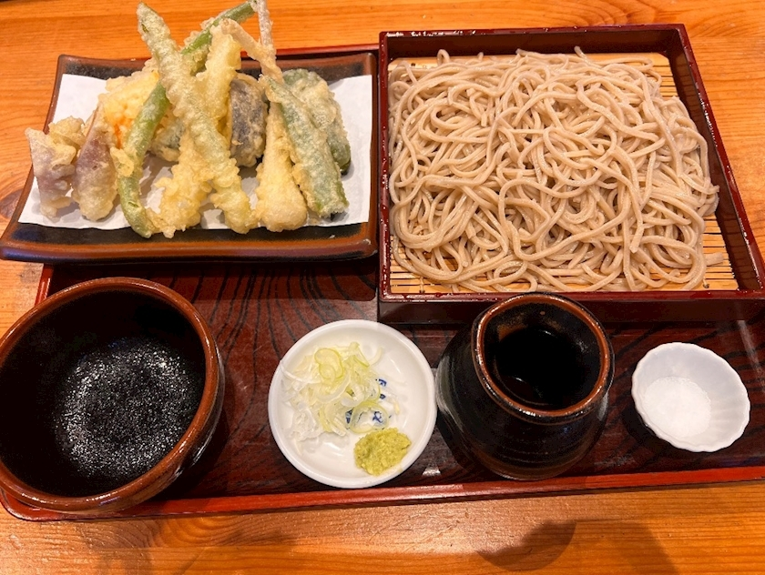 めい