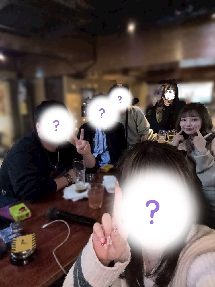 あみな