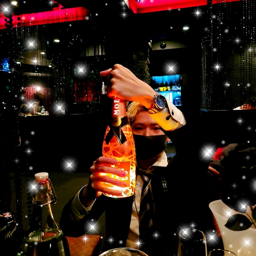 ミカ
