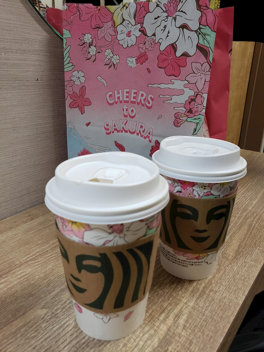 エミ （スタッフ）