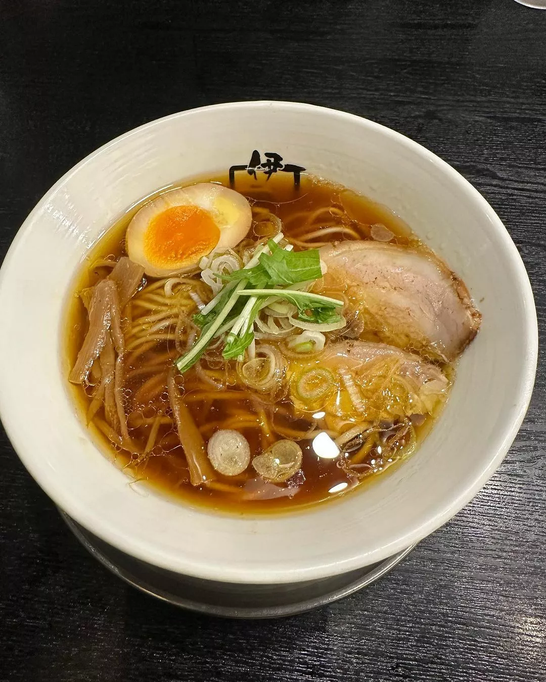 麻貴