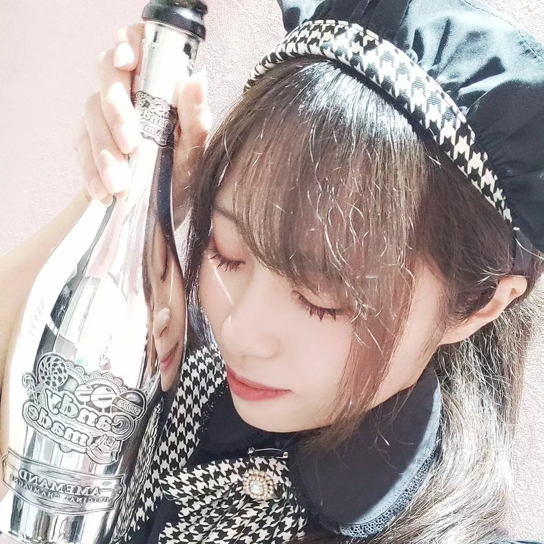 みお