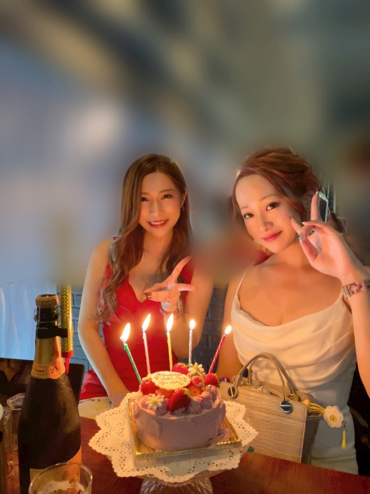 愛羽 仁美