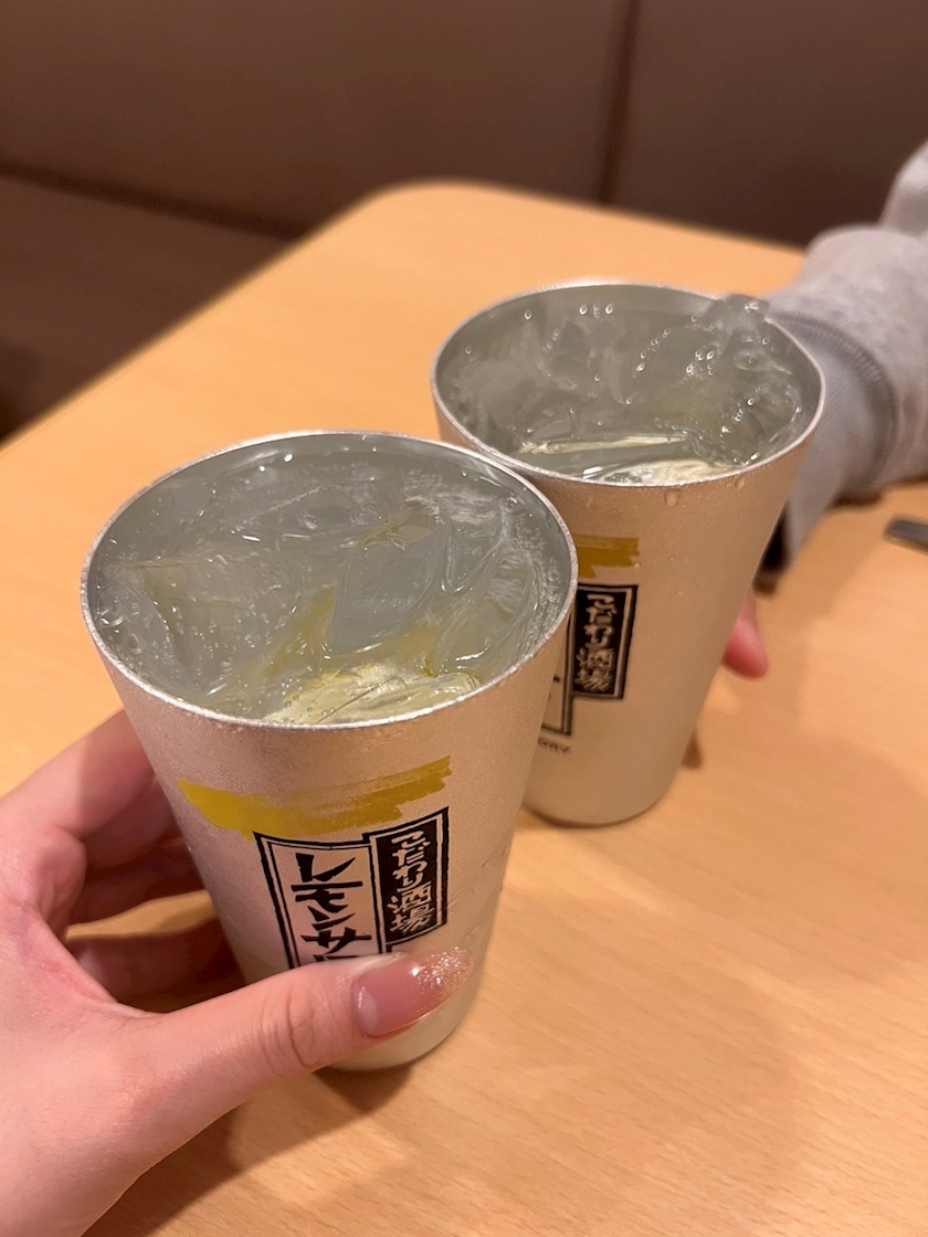 愛沢 あき