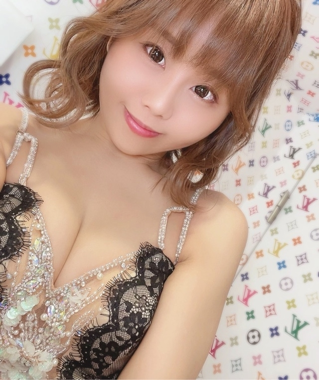 一条 彩由