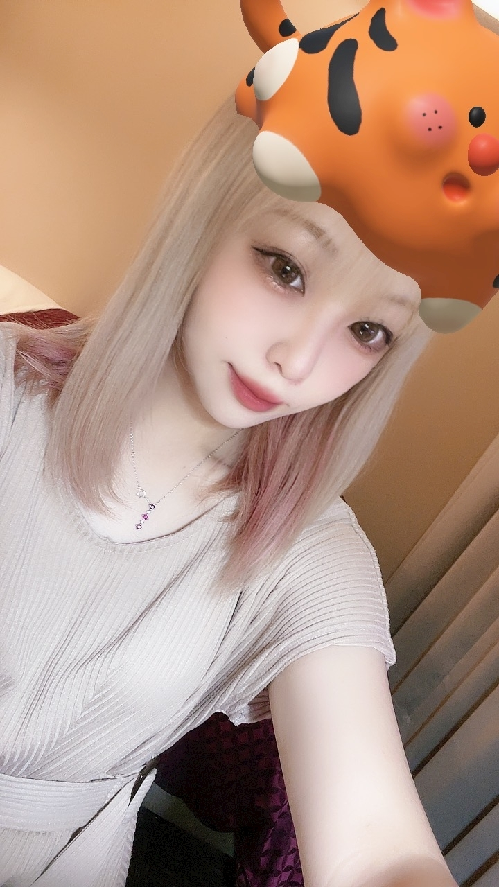 小川 真央
