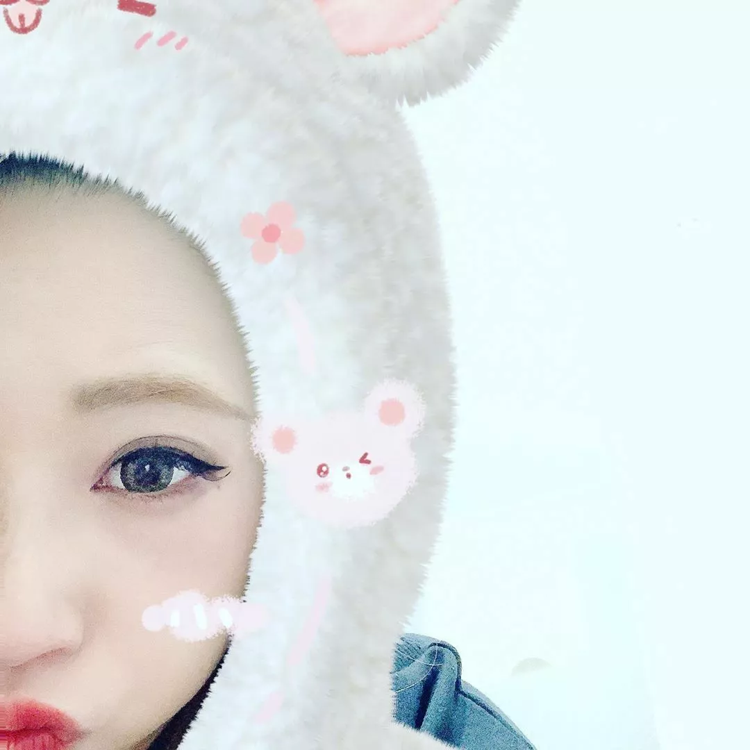 純