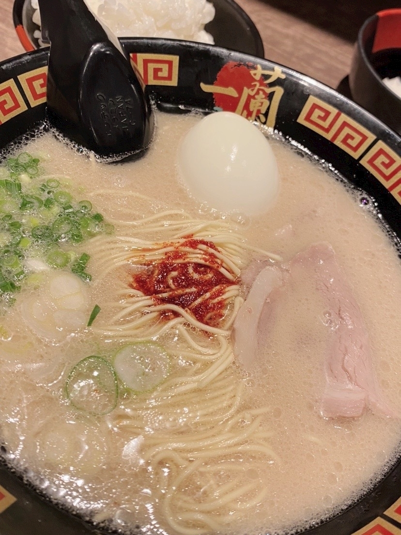 美吉 アユム