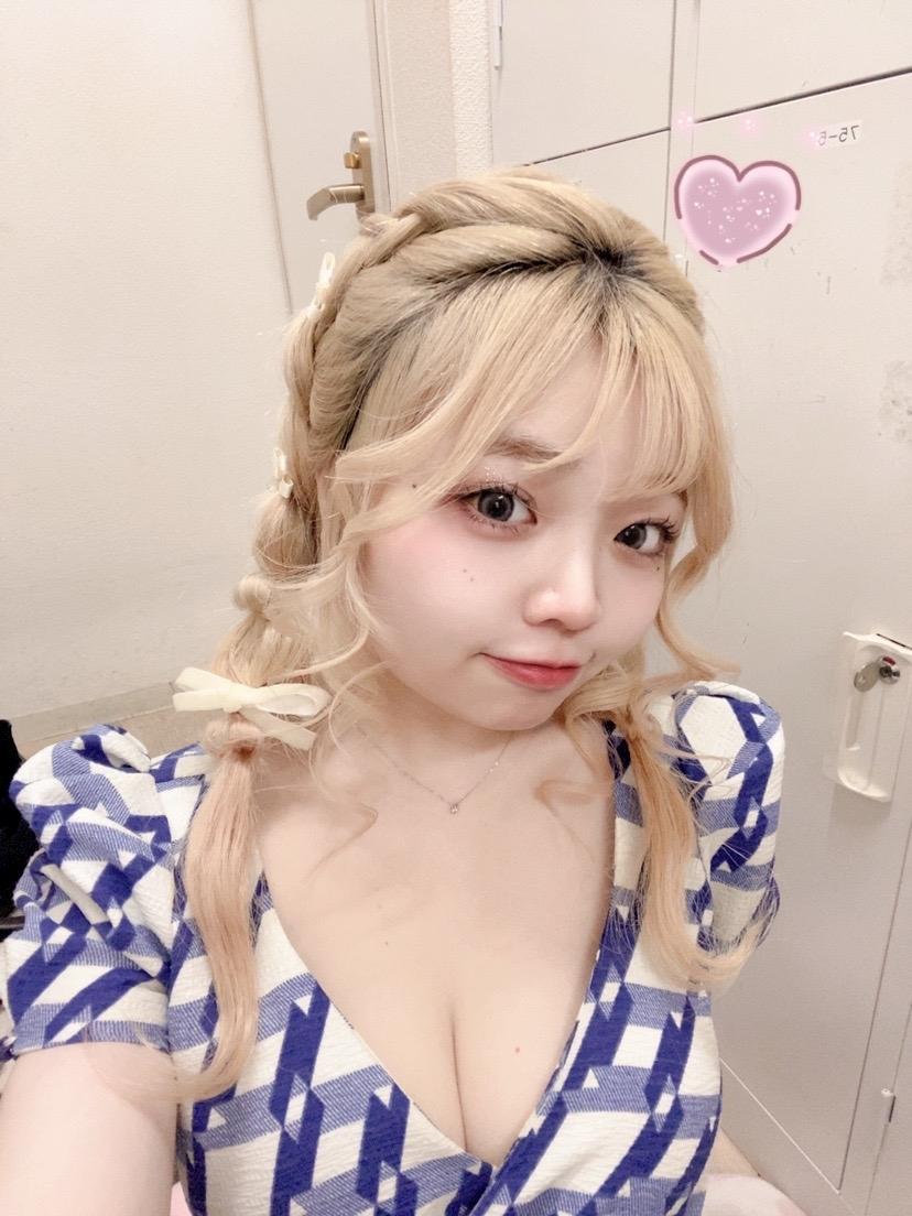 美吉 アユム