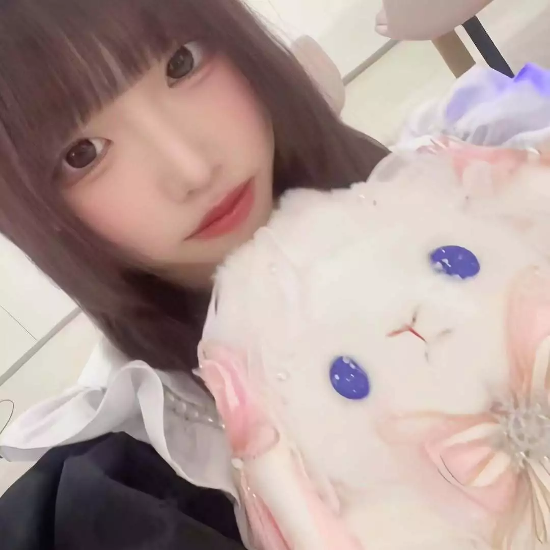 みぃな