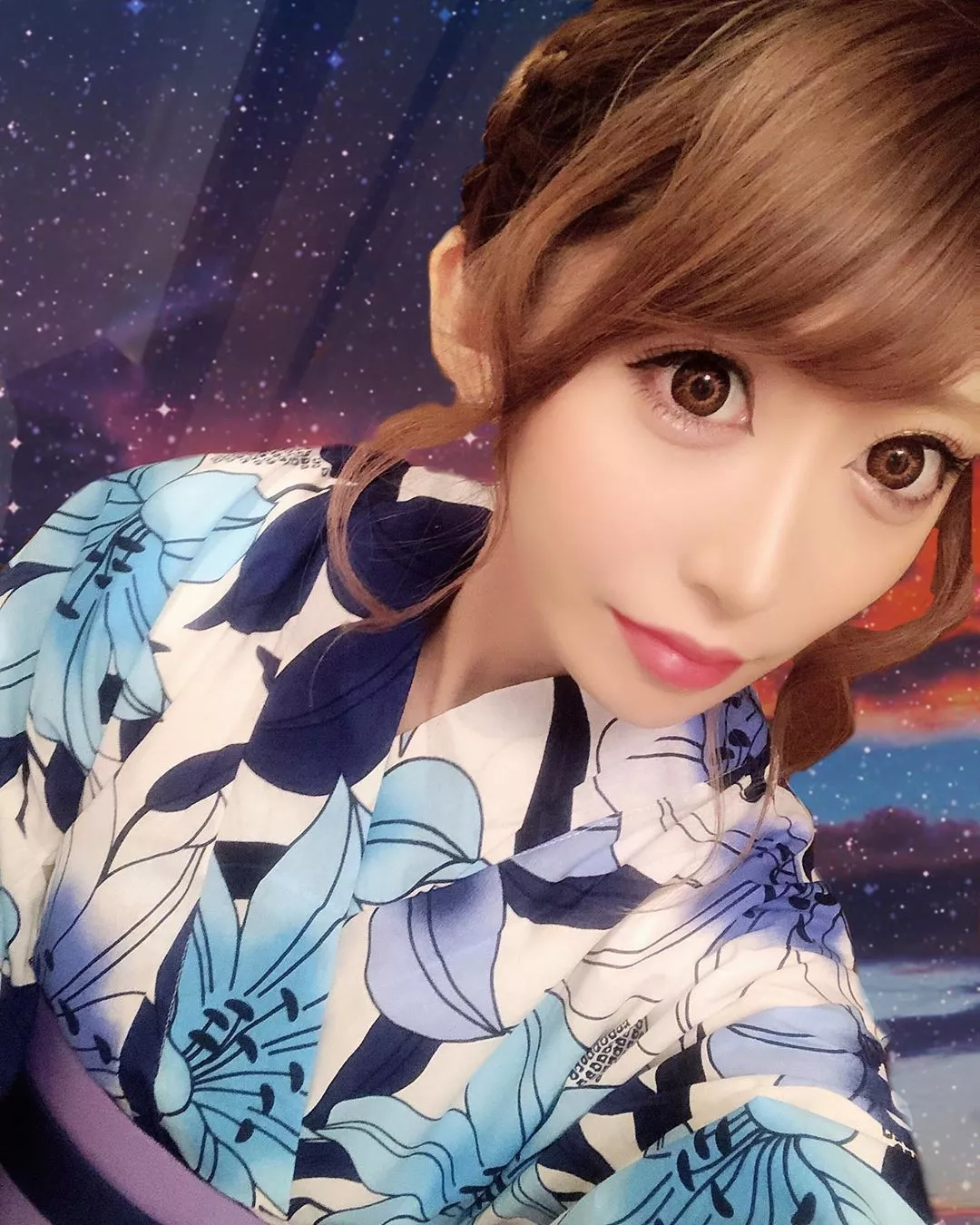 水城 りあ