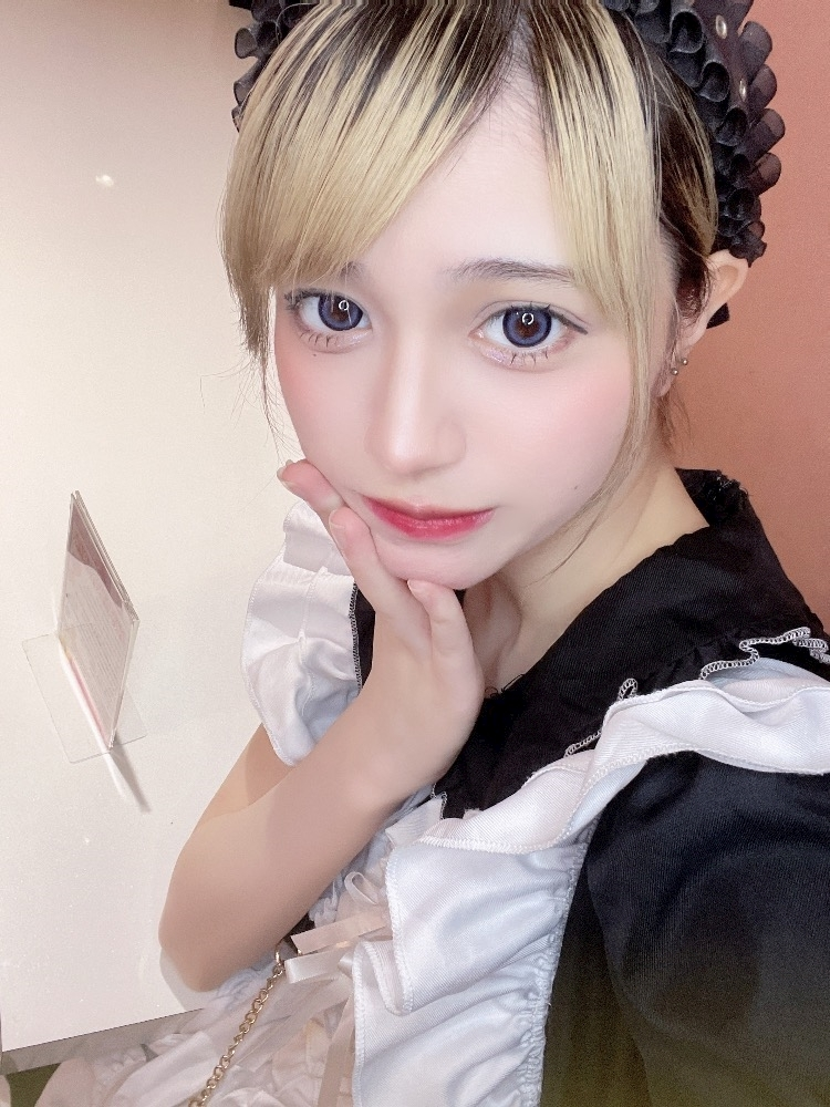 てぃな