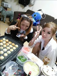 愛羽 仁美