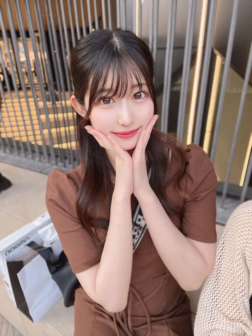 天乃 りさ