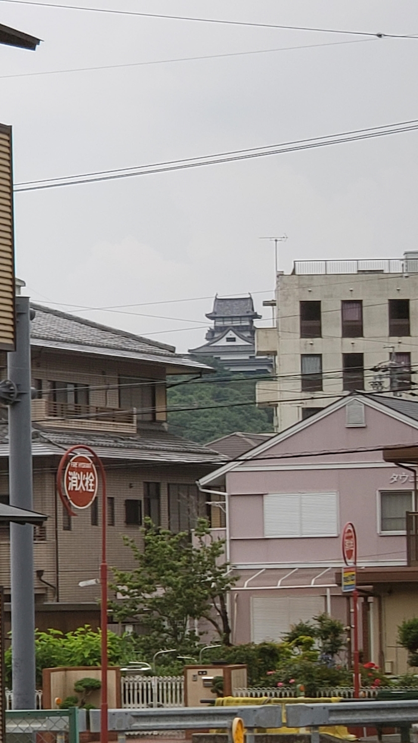 エミ （スタッフ）