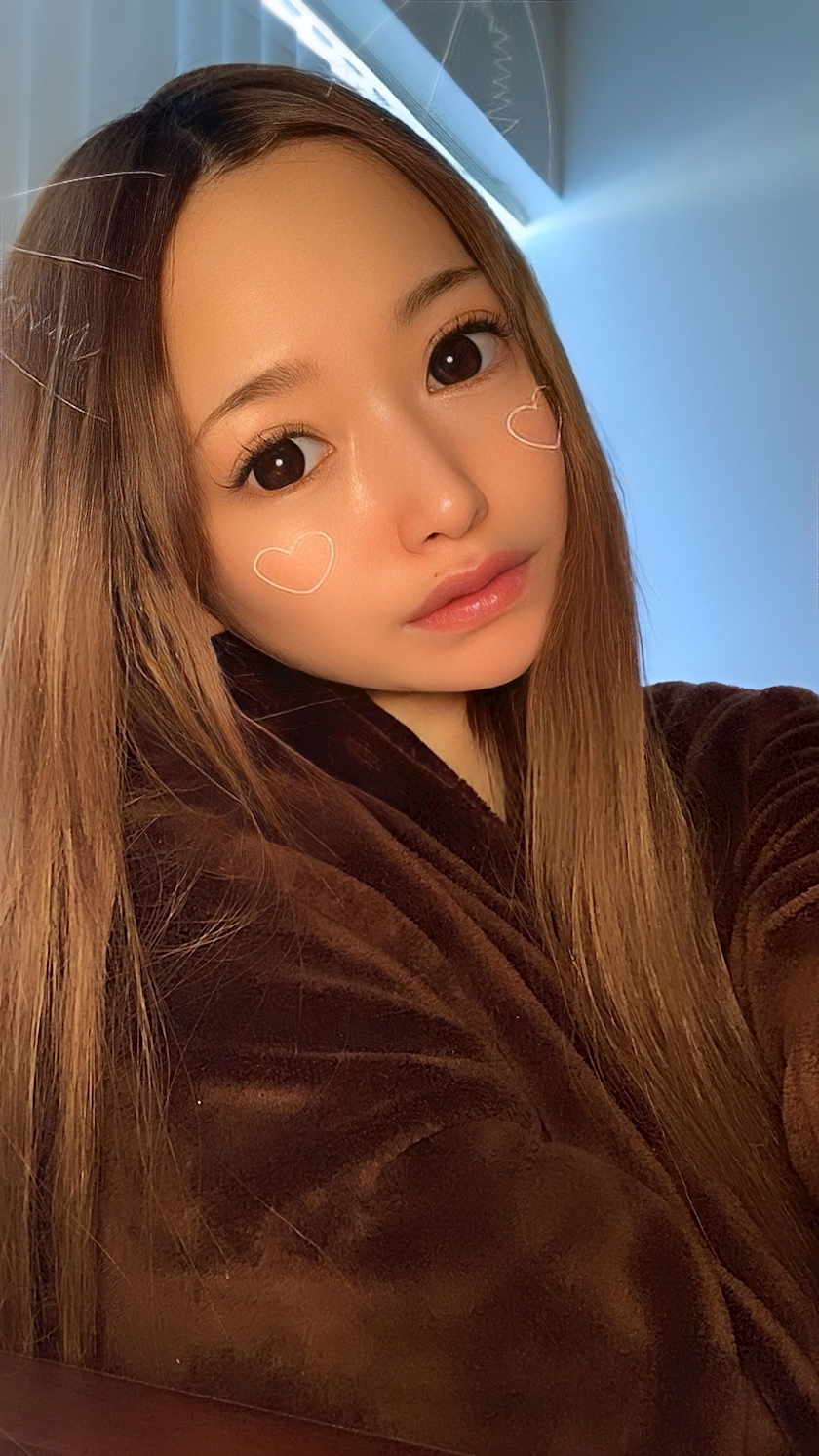 葉月 りほ