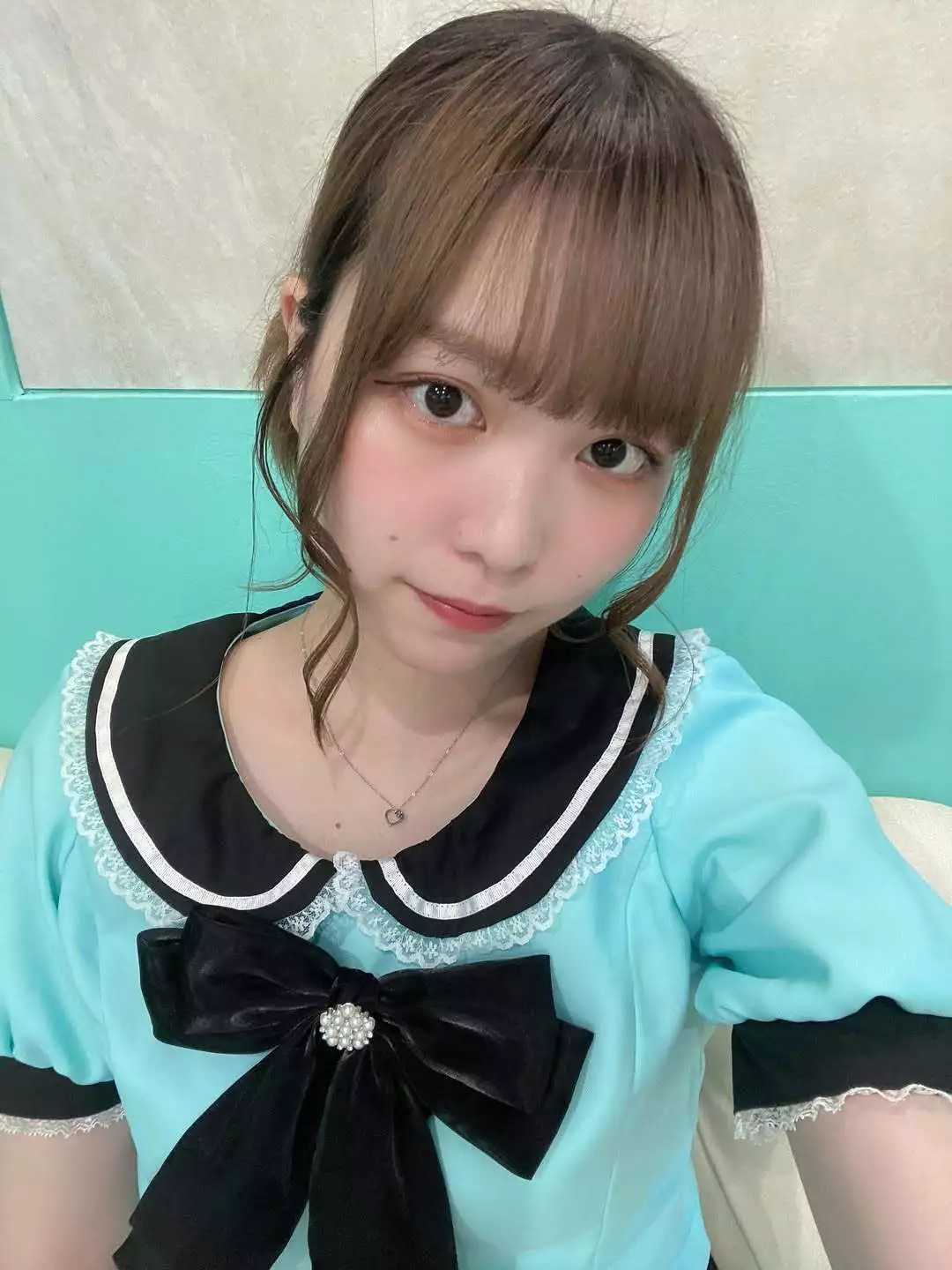 にこ