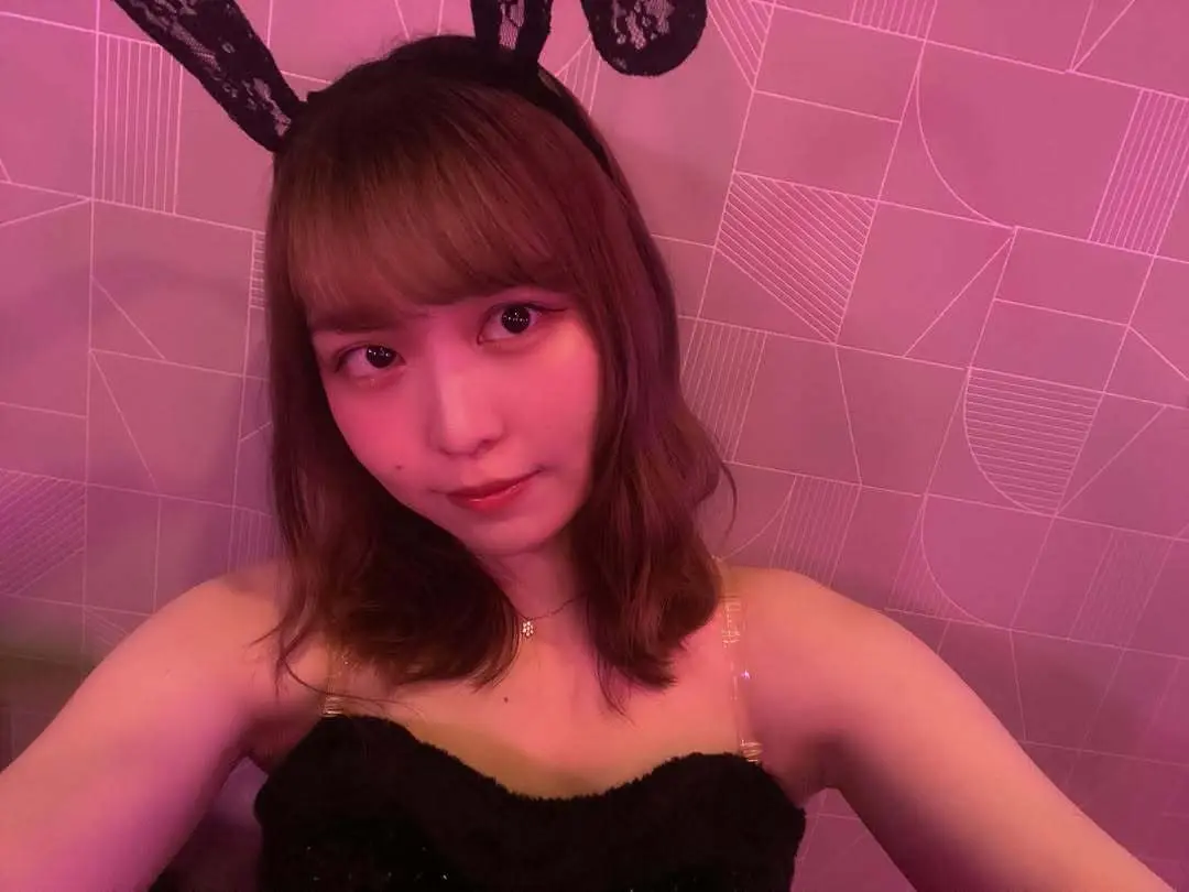 にこ
