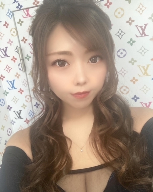 夏樹 あや