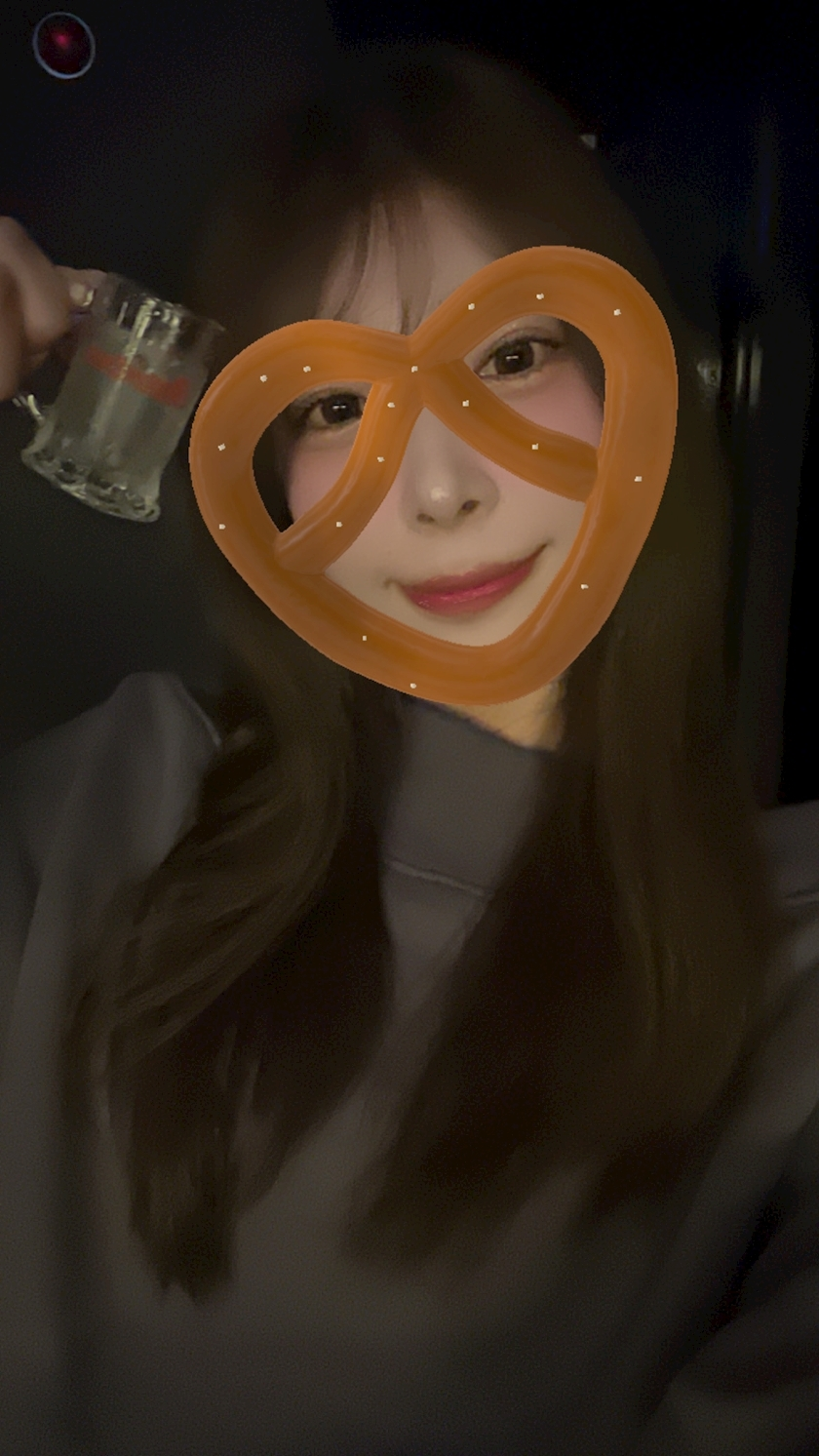 麗日 ひな