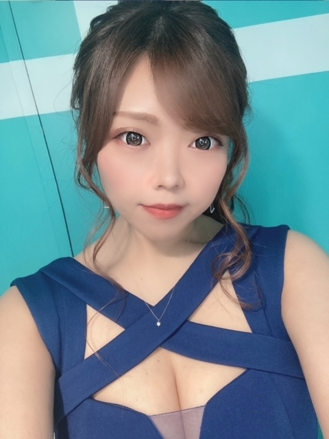夏樹 あや