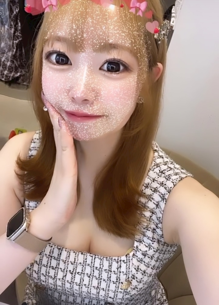 白咲 莉桜