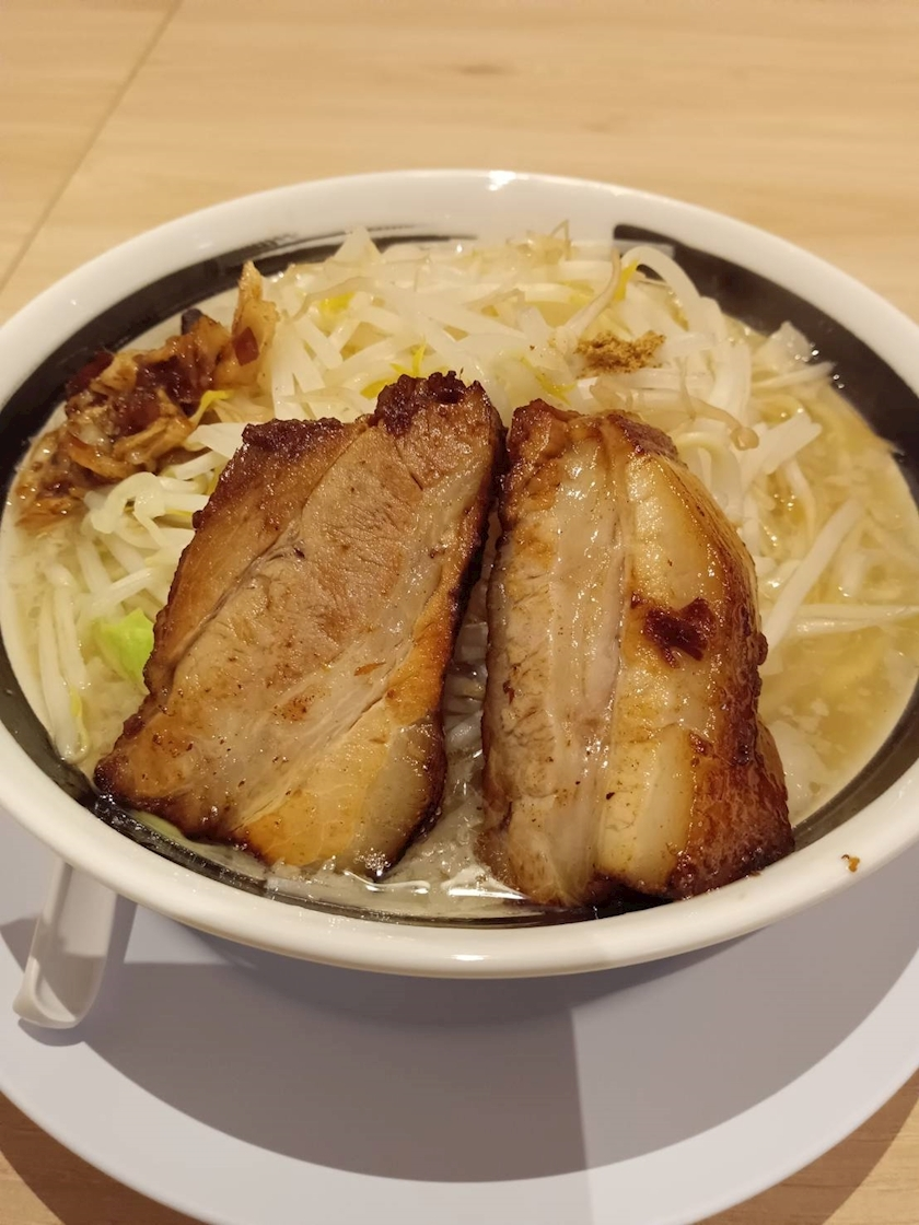 星乃 りあ