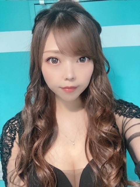 夏樹 あや