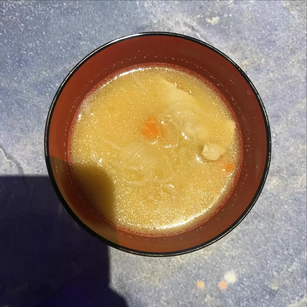 マユ