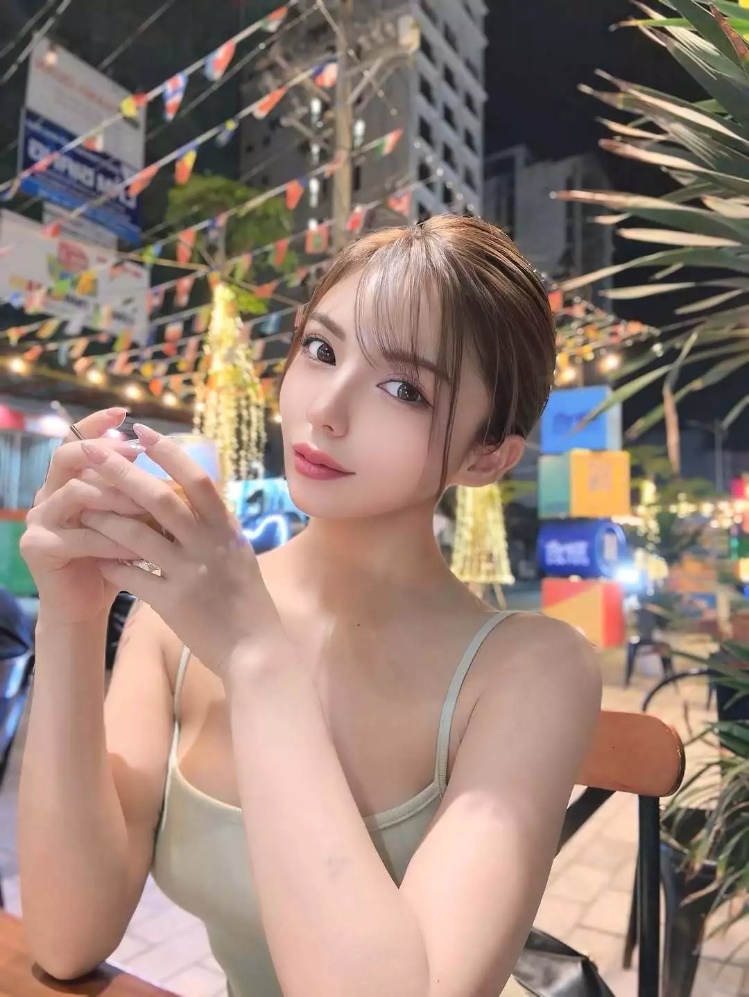 けいな
