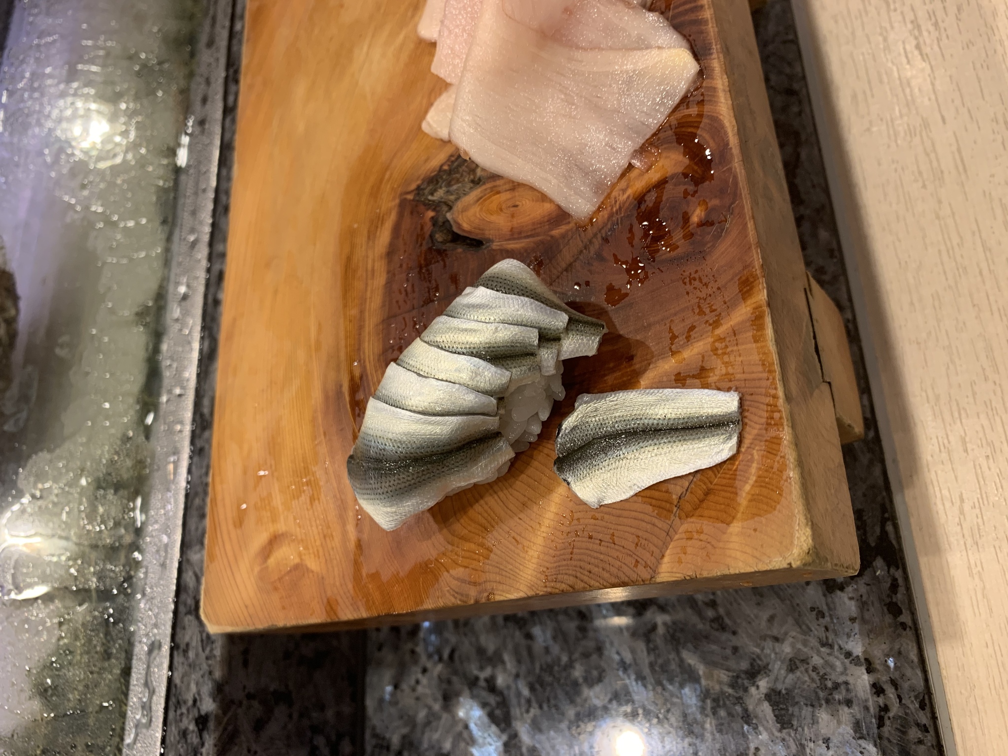 芹沢 まな