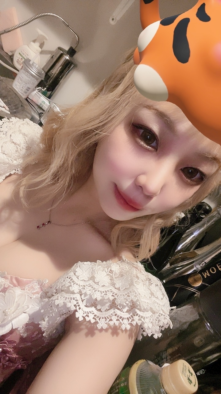 小川 真央