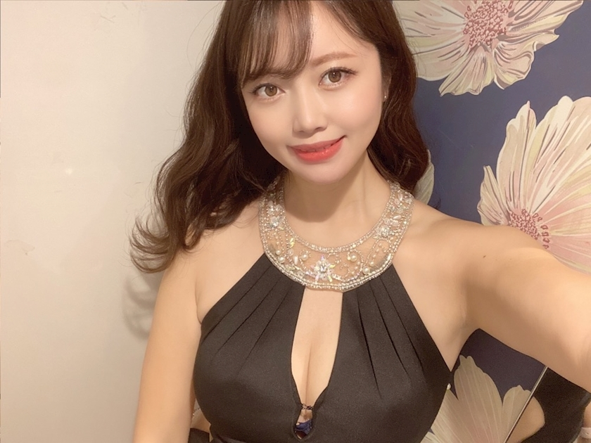 妃 えりな
