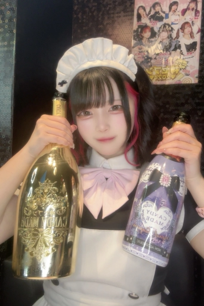 小鳥遊 もか