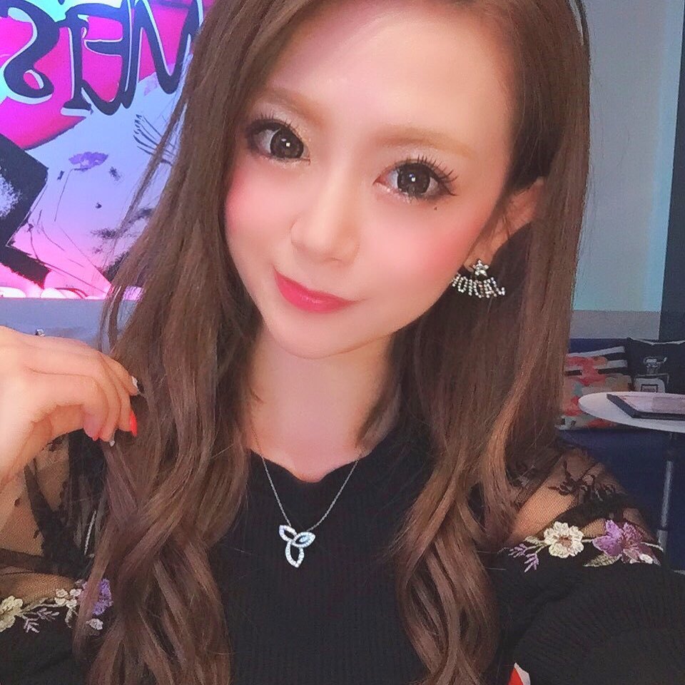 皐月 芽衣