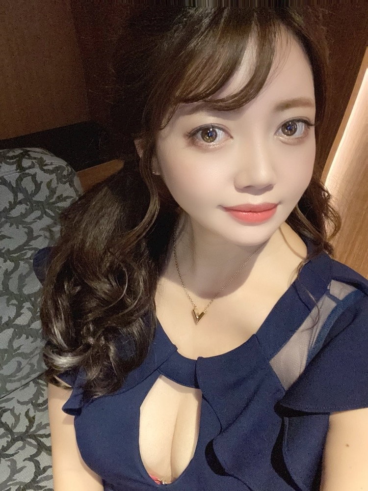 妃 えりな