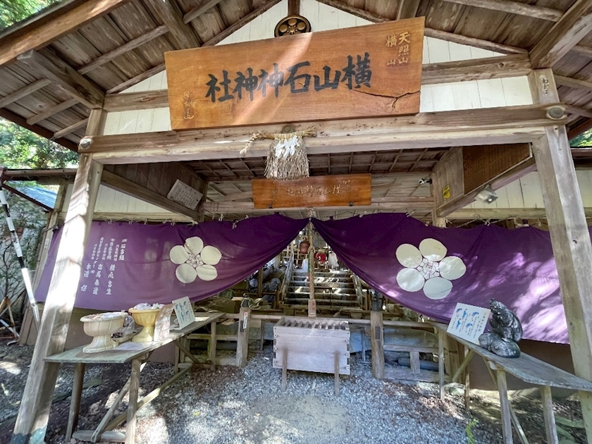 朝倉 しおり