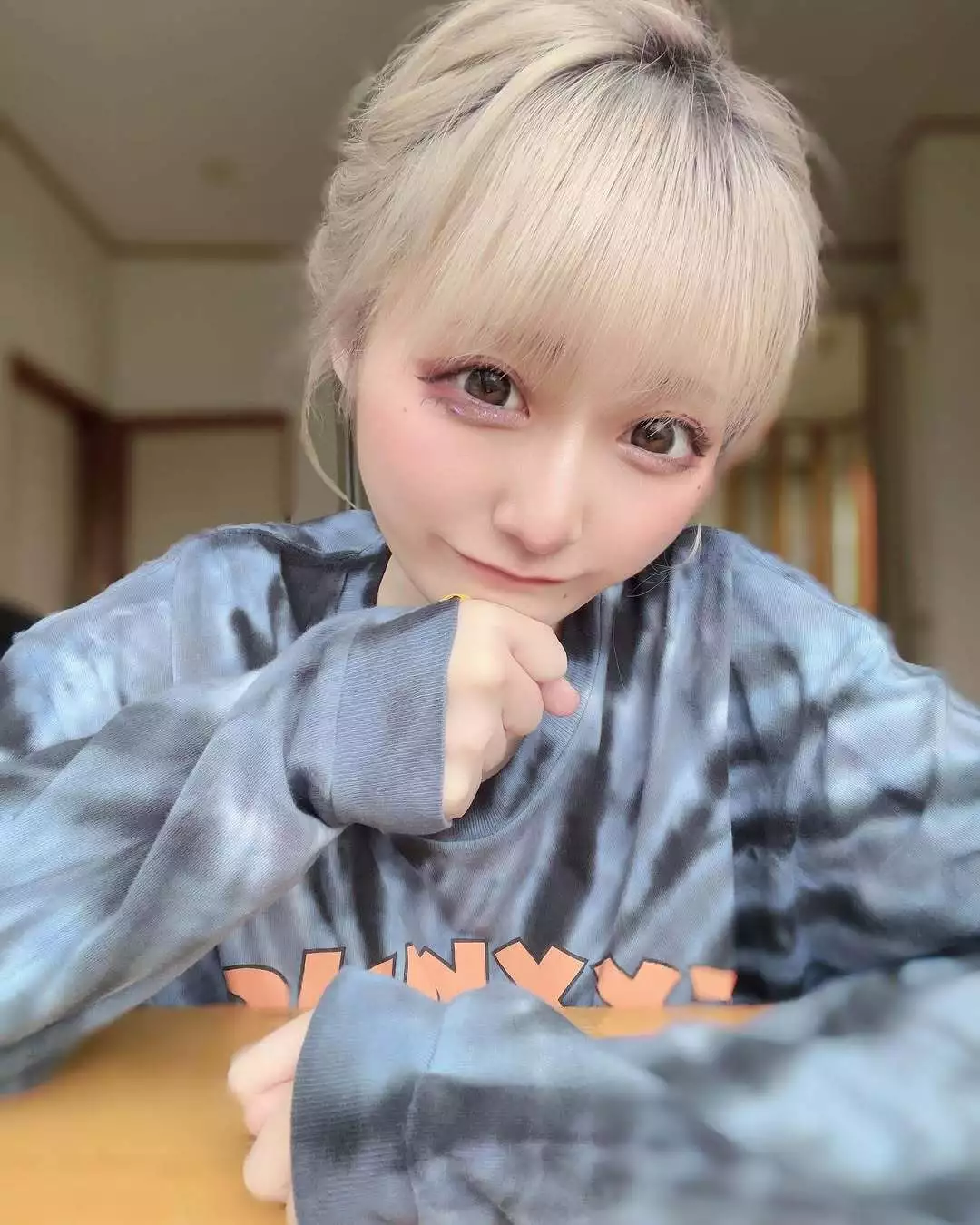 雛鶴 めい