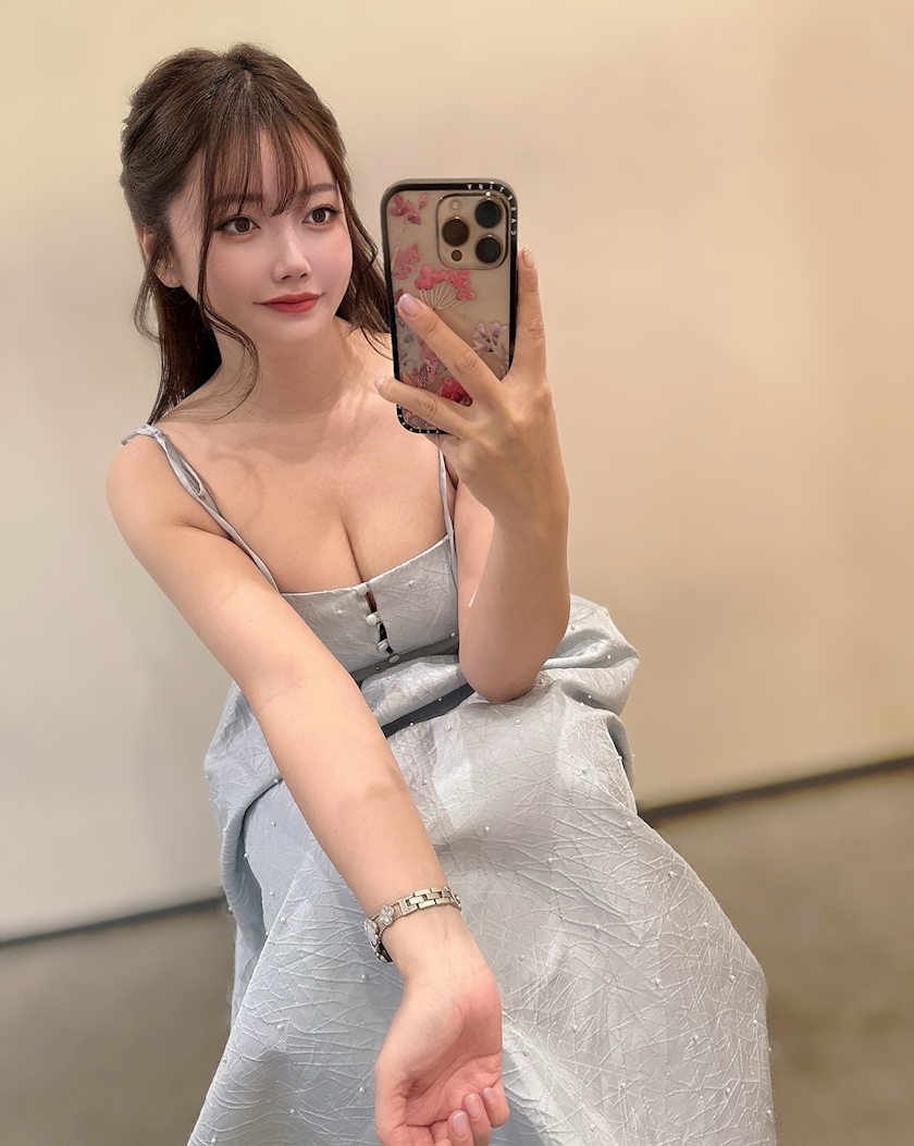 妃 えりな