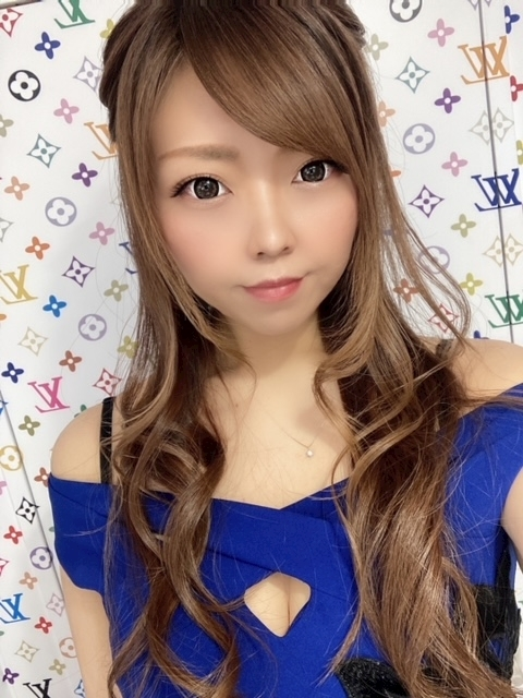 夏樹 あや
