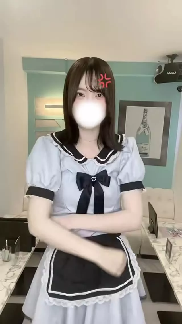 にこ