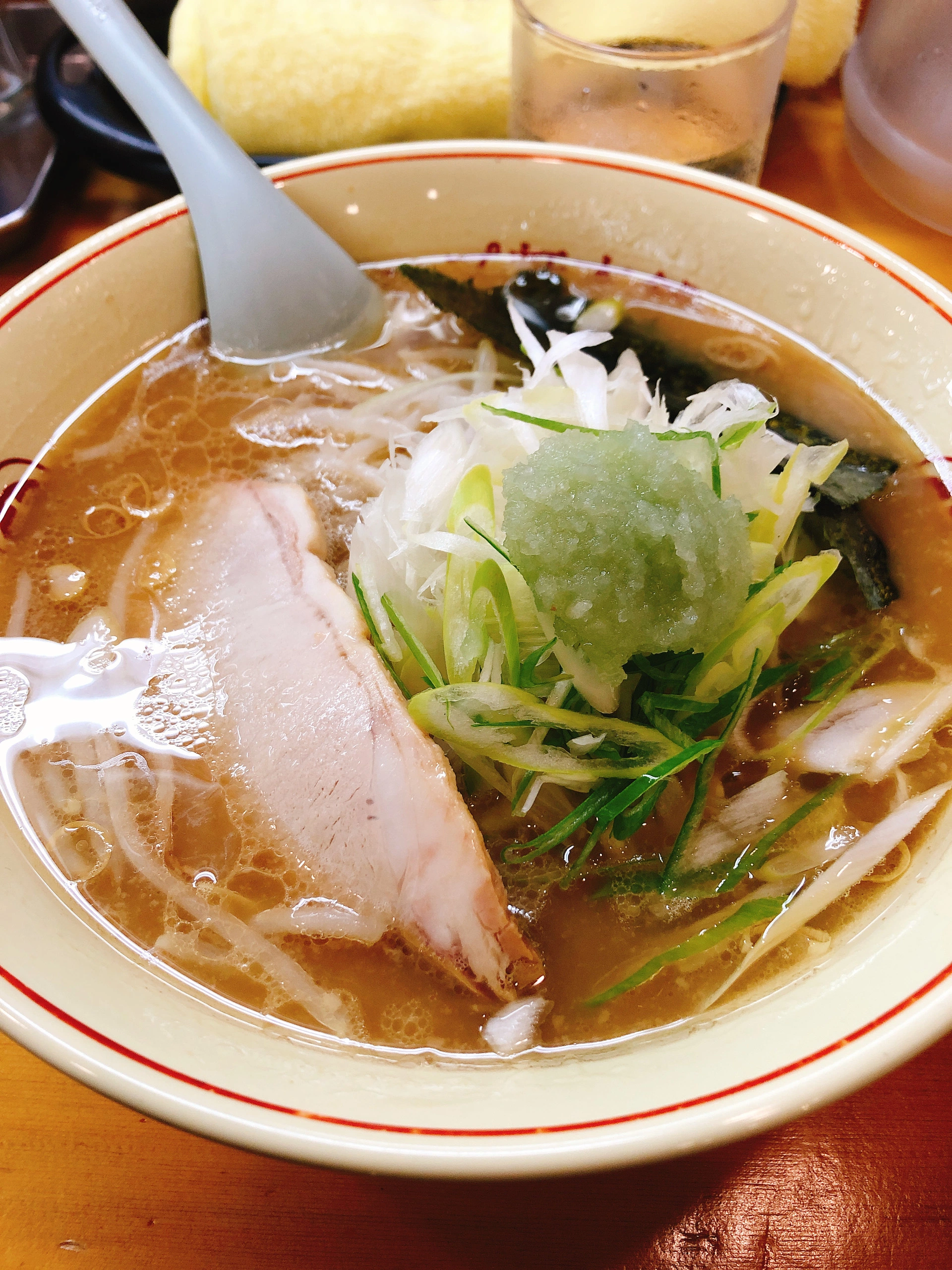 えり