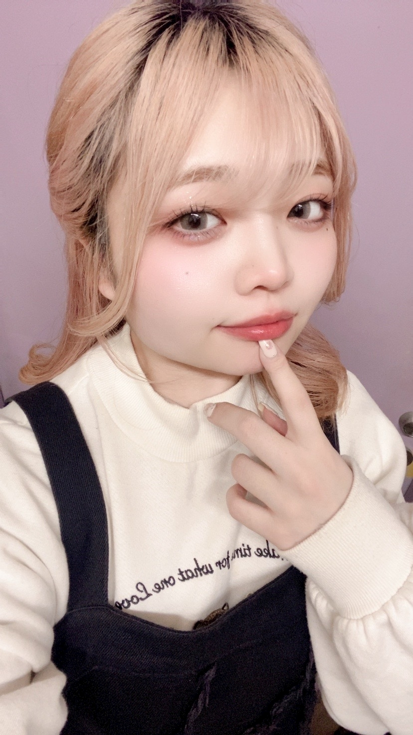 美吉 アユム
