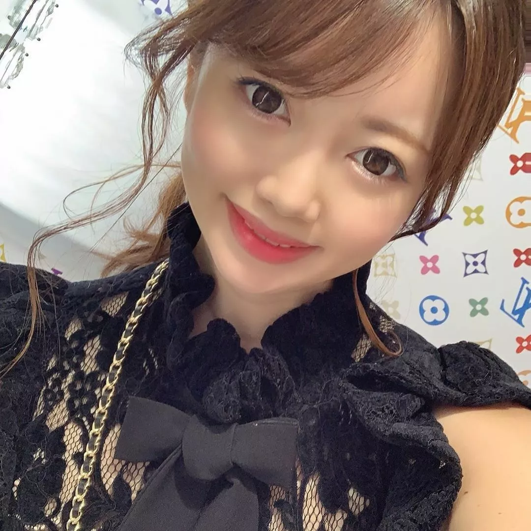 妃 えりな