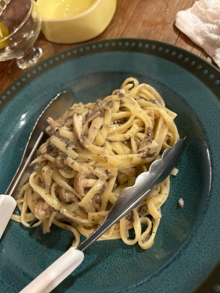 麗日 ひな