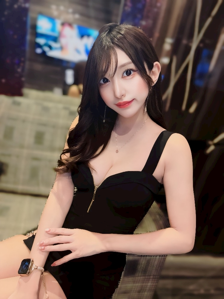 雛咲 のあ