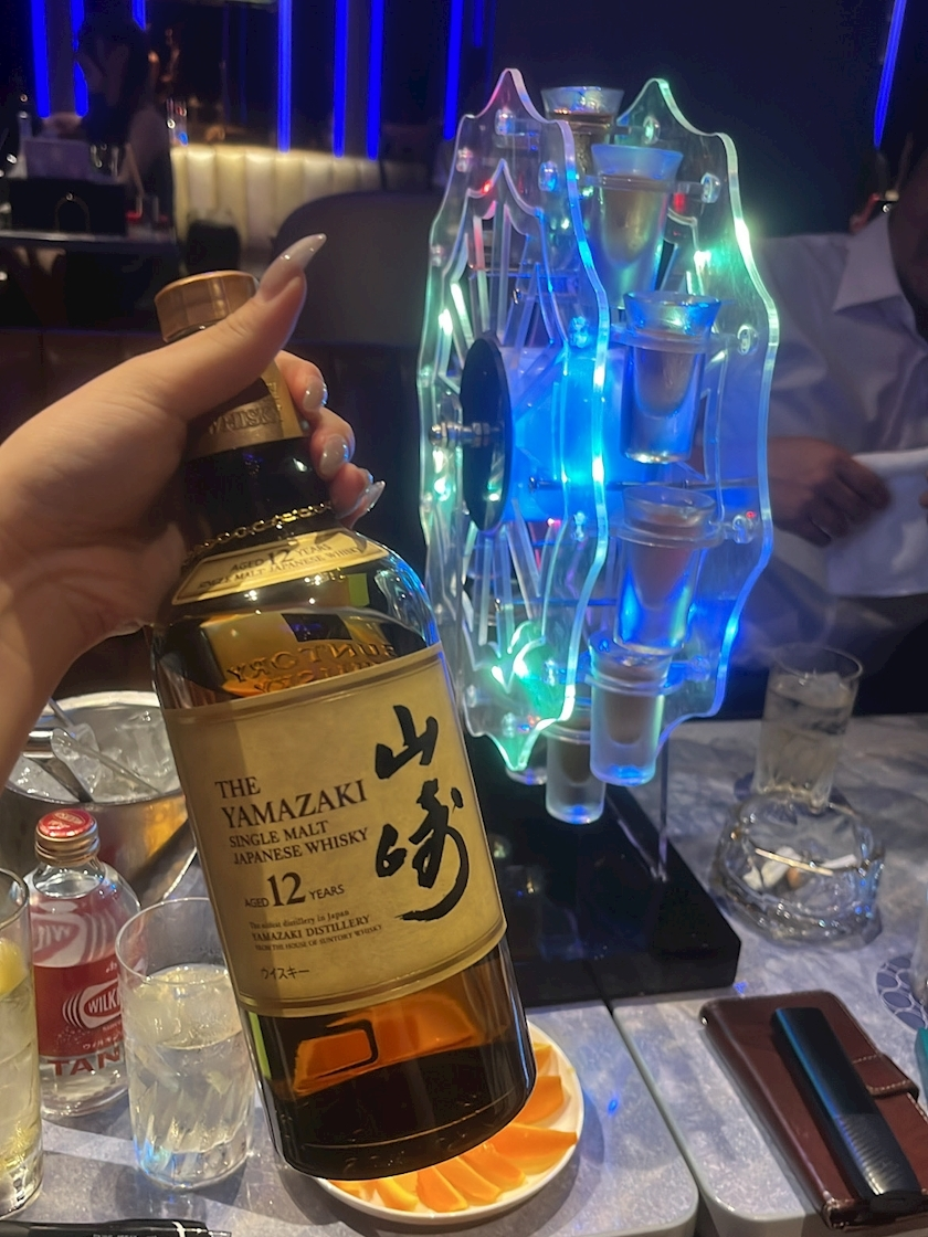 マコト