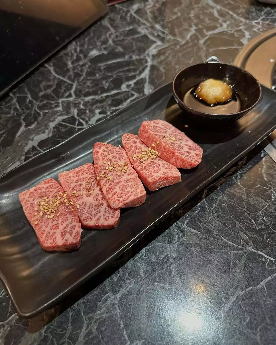 麻貴